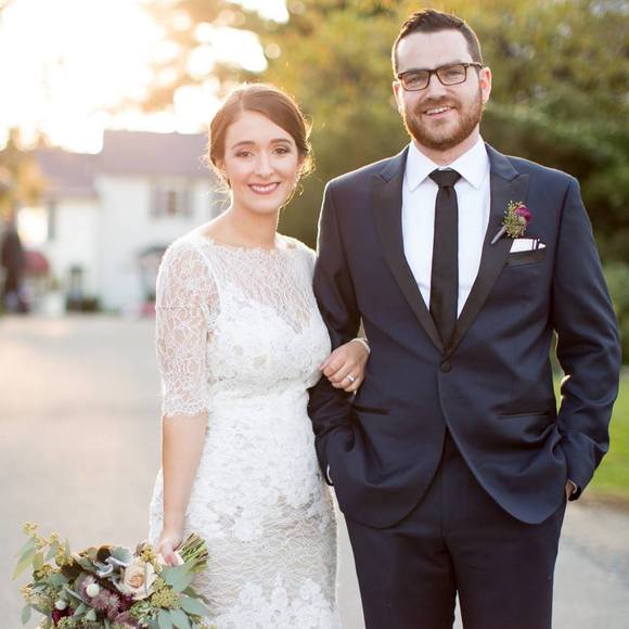 Meet your Posher, Amanda - Picture 1 of 1